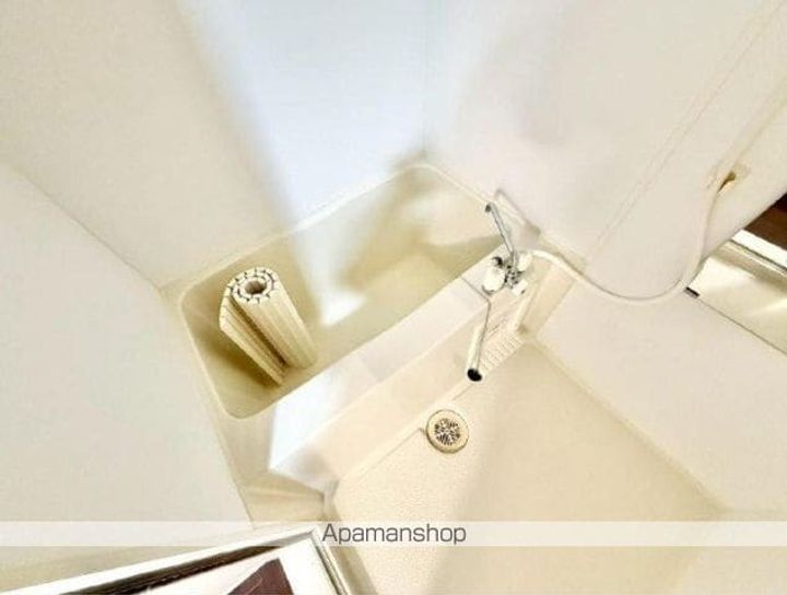 MARRON DOMANIの風呂