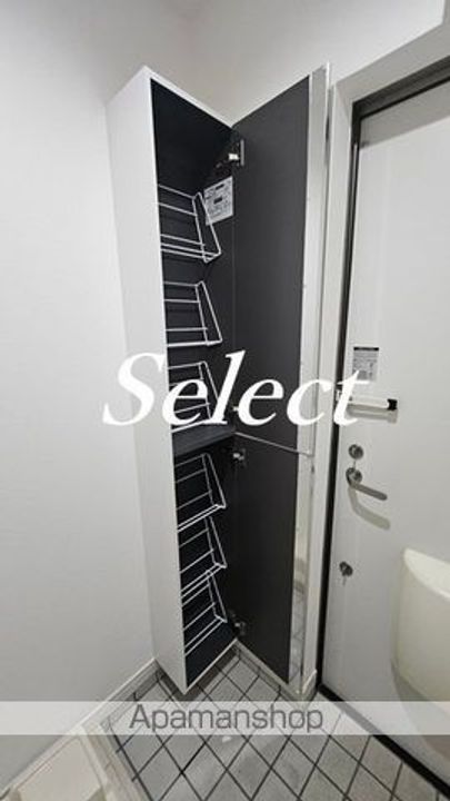 神奈川県横浜市西区西戸部町1丁目の賃貸アパートの内装