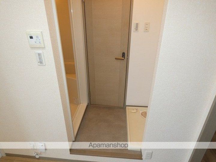 メゾン・ミツワの玄関