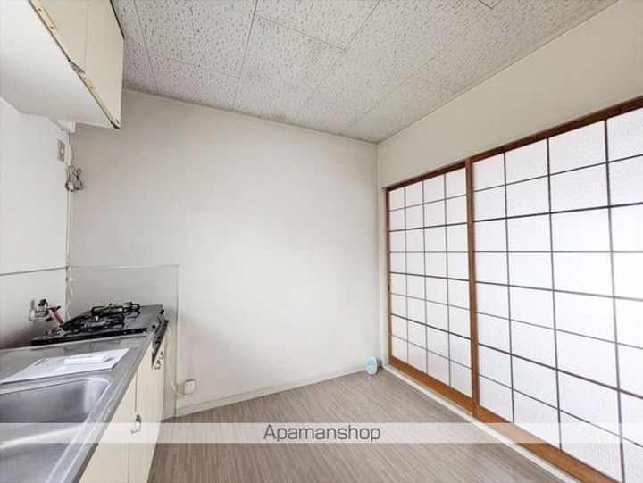 岡山県倉敷市亀山の賃貸アパートの内装