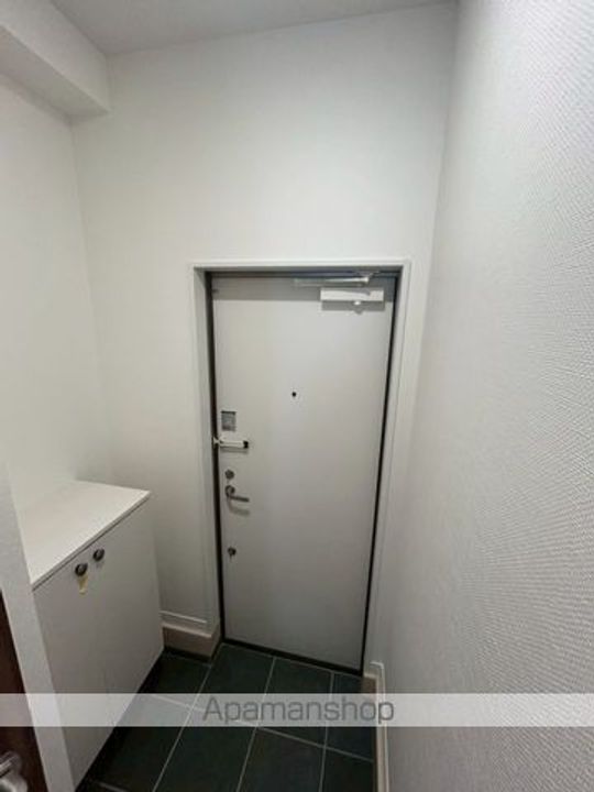 リラフォート津田沼の玄関