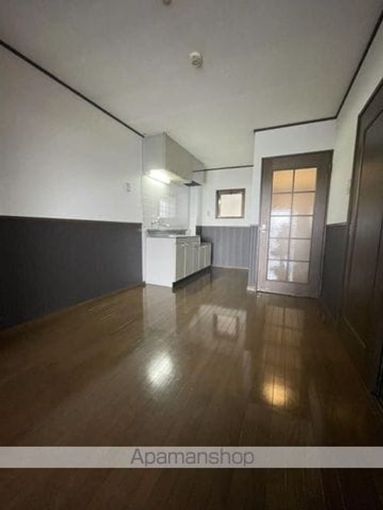 クラウンII津福の内装