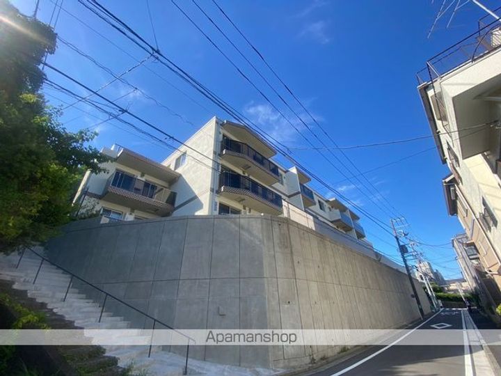 クラリティア横濱反町の外観