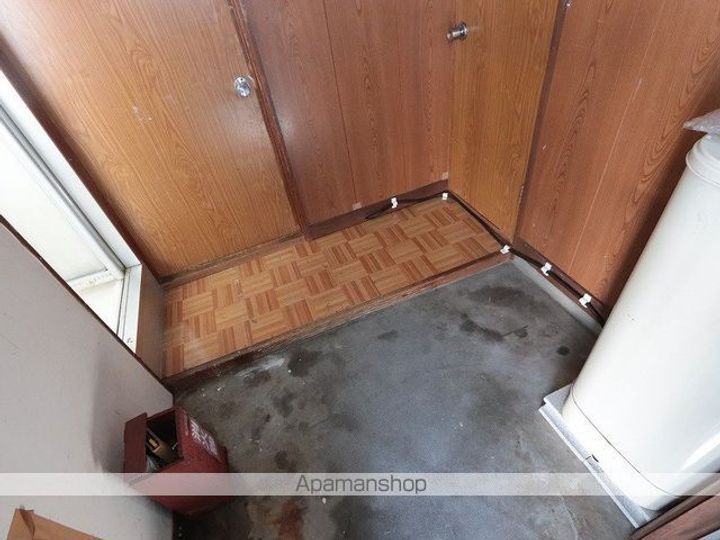 白瀬アパートB202の玄関