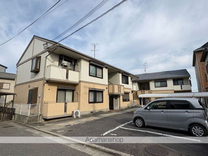 ウエストヴィラの外観