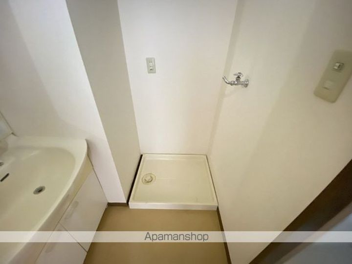 上杉五番館358の内装