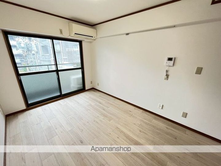 エスパシオⅤの居間