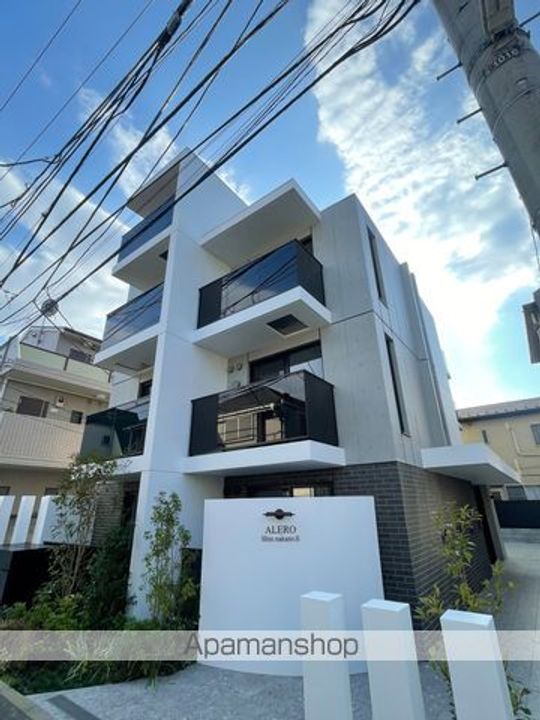 東京都中野区中央3丁目の賃貸マンションの外観