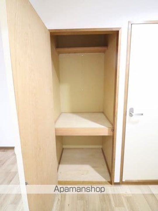 福島県郡山市山根町の賃貸マンションの内装