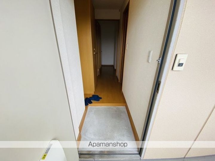 ピュアパレス海岸町の玄関