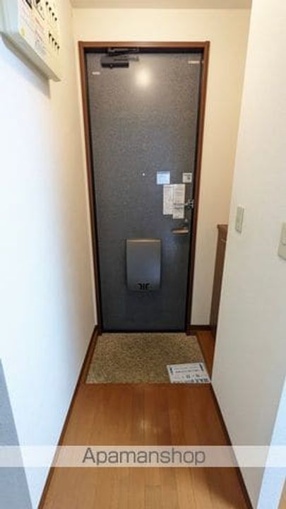 メゾン中町Bの玄関