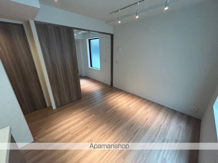 GRAN PASEO市谷仲之町101号室の内装