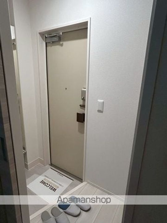 DーROOM南花園の玄関