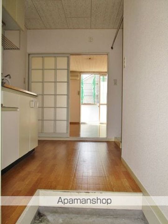 コーポあい102の玄関