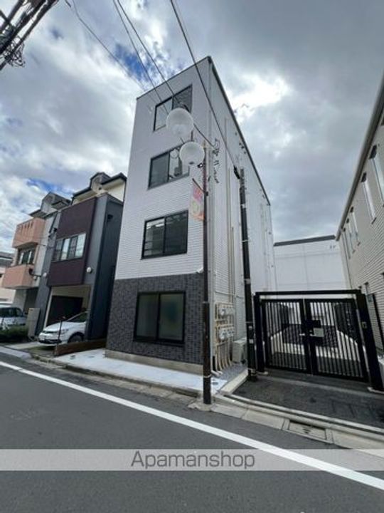 東京都杉並区方南1丁目の賃貸マンションの外観