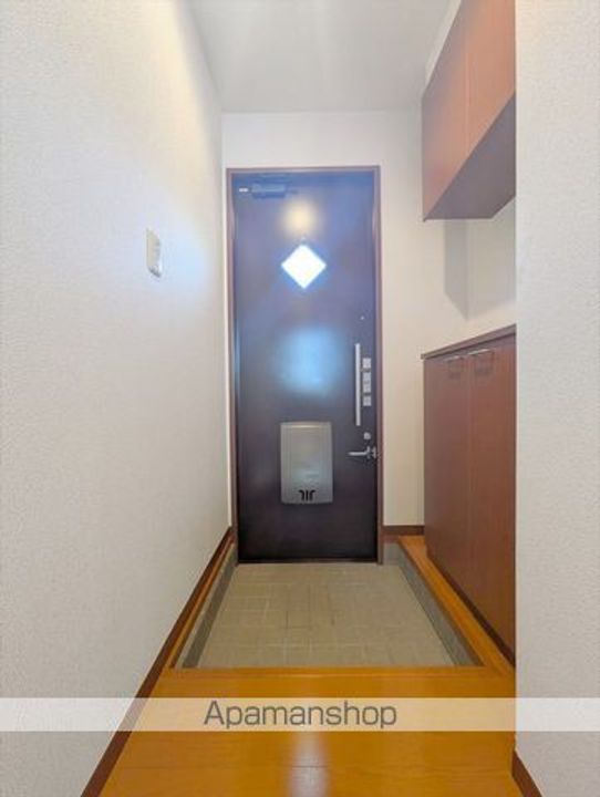 サン・フィークス C棟の玄関