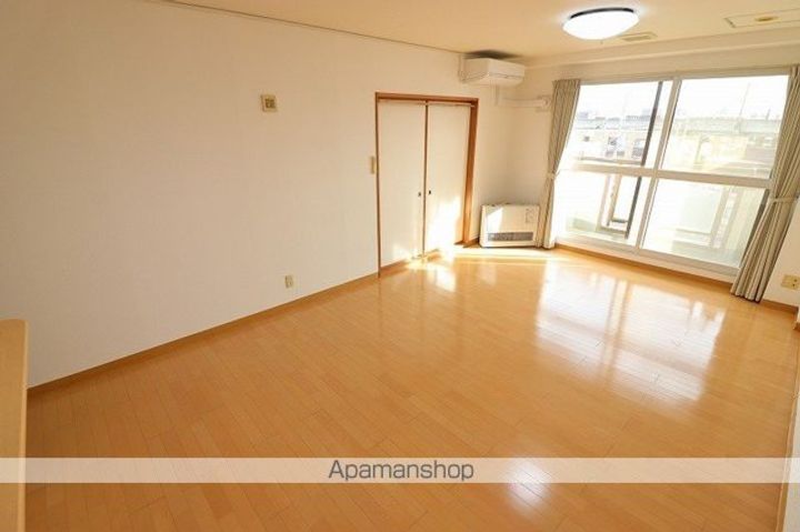 リレント千歳405の居間