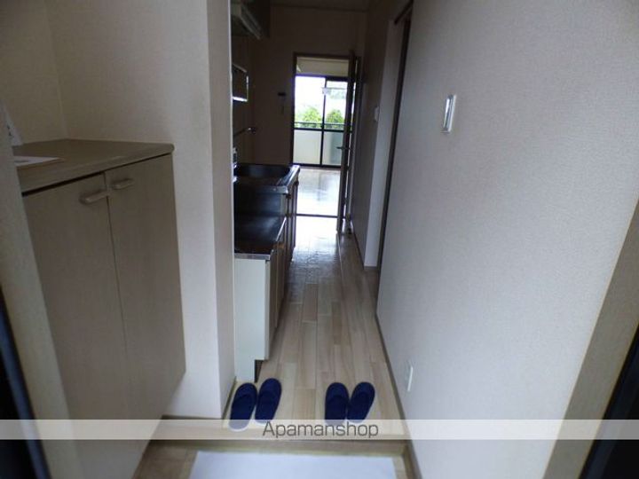 ヴィラフローラⅠの玄関