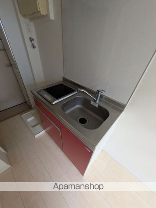 東京都中野区弥生町4丁目の賃貸アパートのキッチン