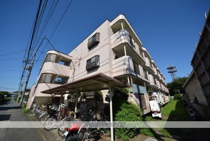 メゾンベルアーム301の外観