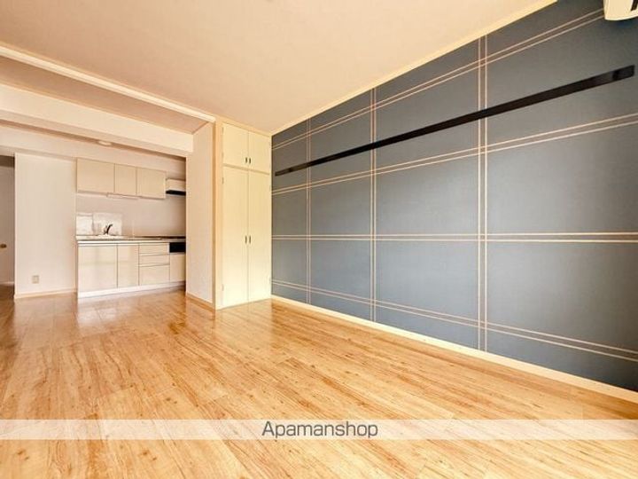 ホワイト富士見の内装