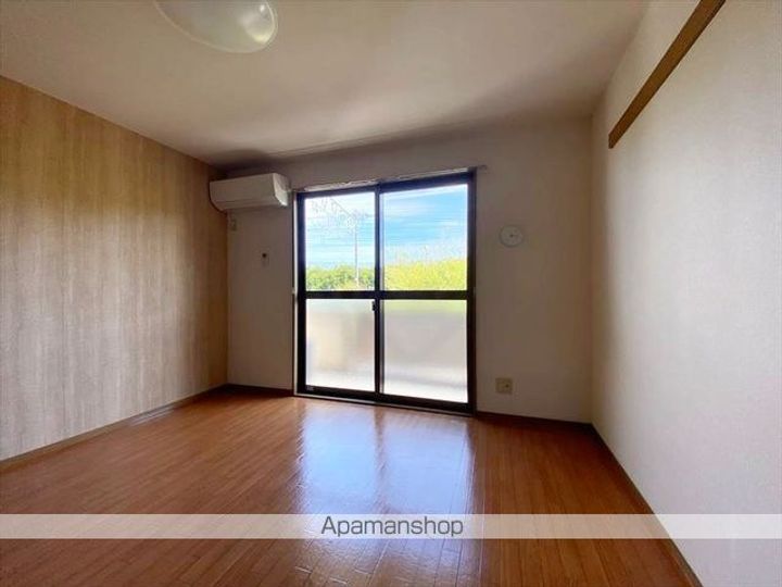 ラ・フォーレ24の居間