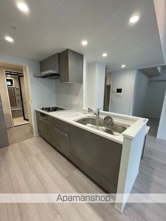 東京都八王子市八日町の賃貸マンションのキッチン