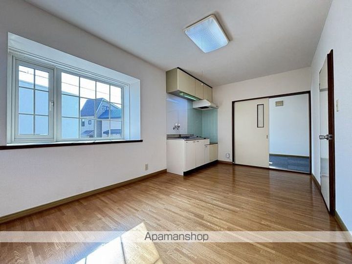 メイプルハイム美原101の内装