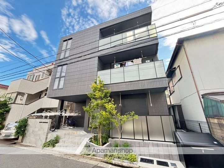 GLOW RESIDENCEの外観