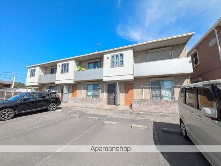 クレール B棟の外観