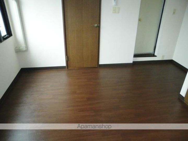 スペリオール学園前の内装