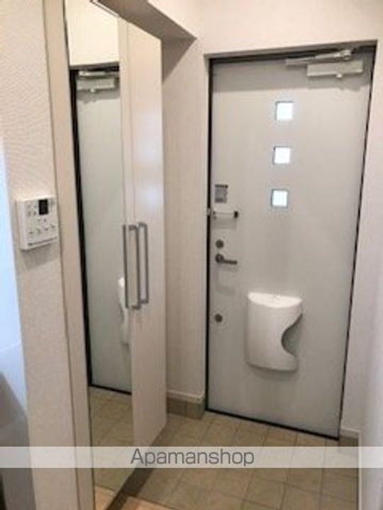 グラン南阿佐ヶ谷の玄関