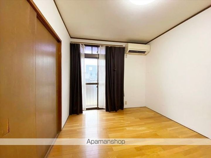 グローバルKYの内装