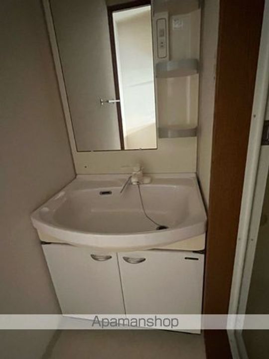 大阪府堺市堺区老松町1丁の賃貸アパートの内装