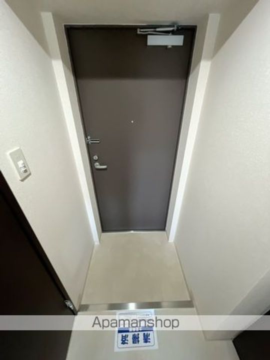 滋賀県草津市野路4丁目の賃貸マンション306の玄関