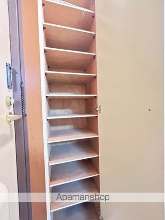 プチコート高幡の内装