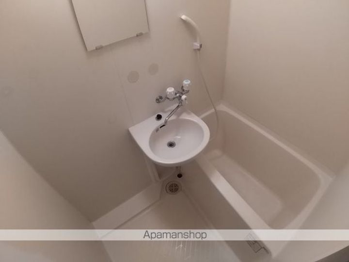 ニューウェル白板103の風呂