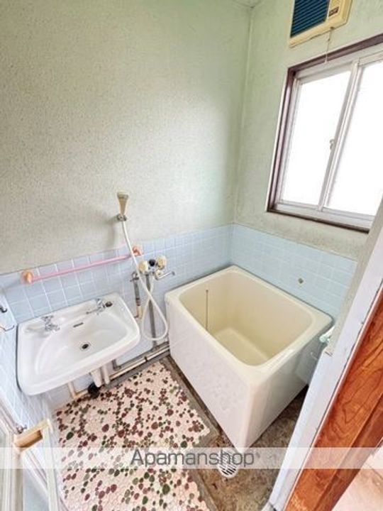 ジャルダンコート103の風呂