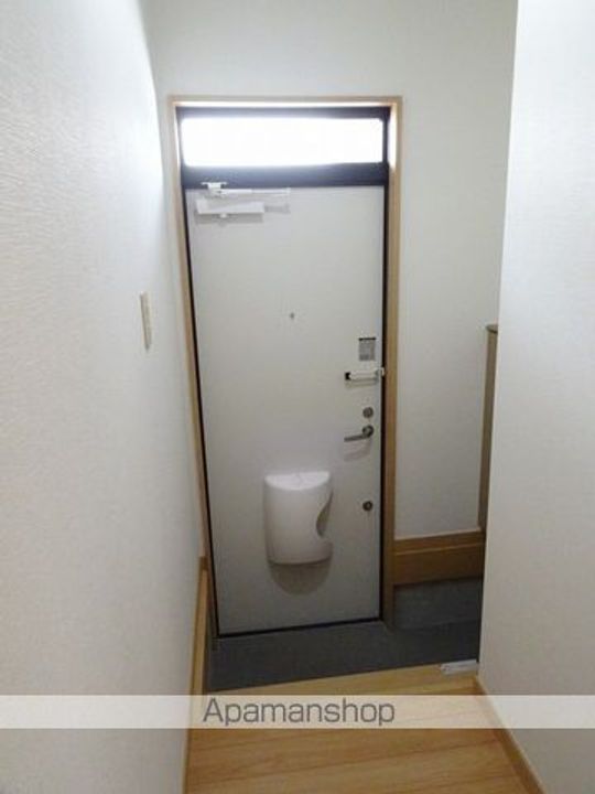 ファミールふじの玄関