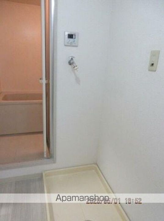 KMハセガワの内装