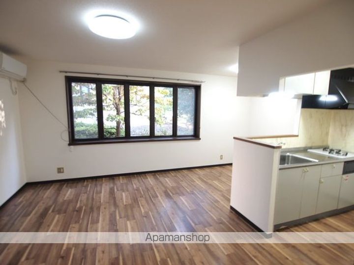 パークタウン須山B102の内装