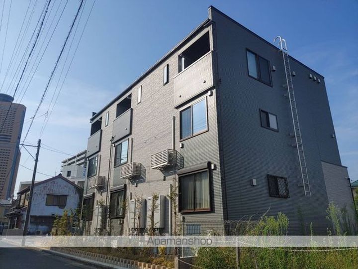 イースト ヒルの外観