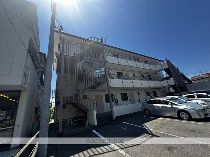 内藤マンション102の外観