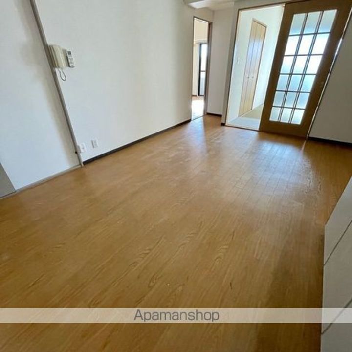 滋賀県草津市草津町の賃貸マンションの居間