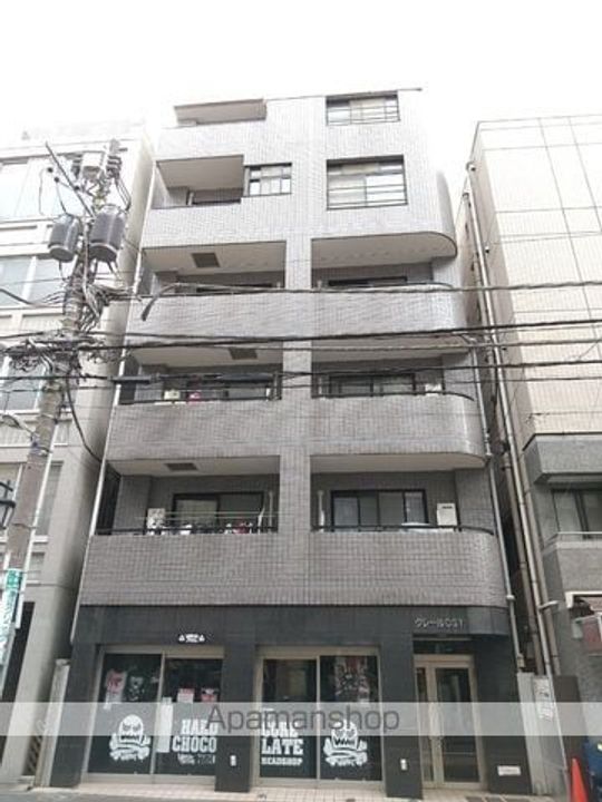 東京都中野区東中野4丁目の賃貸マンションの外観