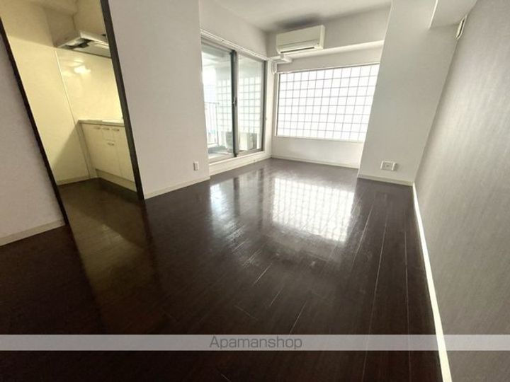 バックス大津京町の内装