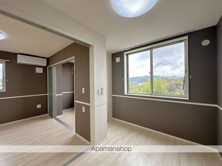 ウッドソレルの内装