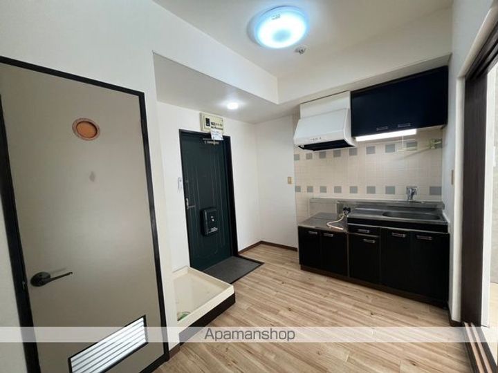 中倉麻布マンション102の内装