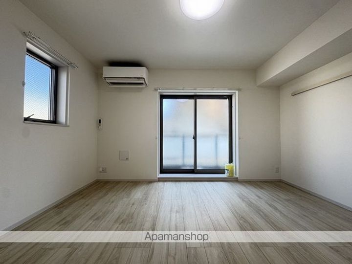 東京都福生市本町の賃貸マンションの内装