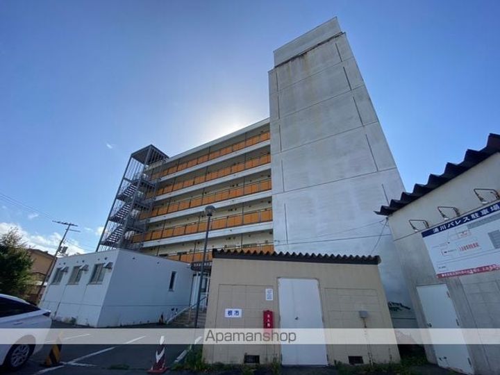 湯川パレス(ユノカワパレス)の外観